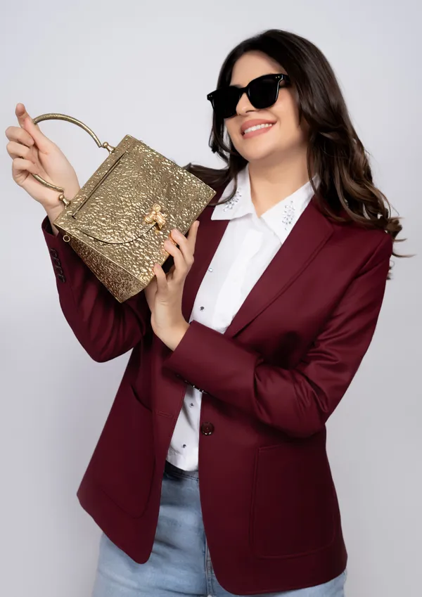 Gold_Triangle_Hammered_Brass_Bow_Bag_In_Gold_Shade_For_Women