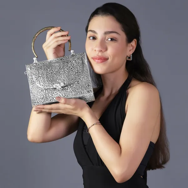 Silver_Traingle_Hammered_Brass_Handbag_In_Antique_Silver_Finish_For_Women
