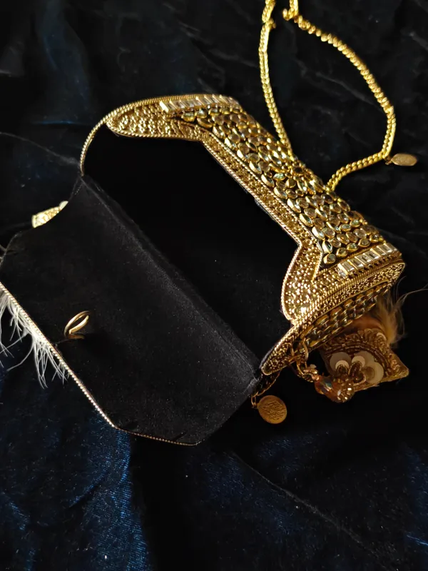 Gold_Sheesh_Mahal_Miniature_Sitara_Clutch_For_Women