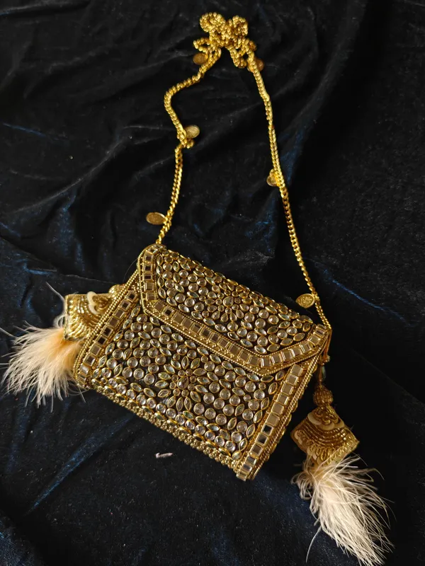 Gold_Sheesh_Mahal_Miniature_Sitara_Clutch_For_Women