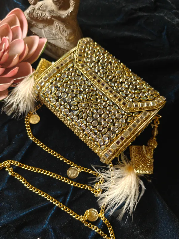 Gold_Sheesh_Mahal_Miniature_Sitara_Clutch_For_Women