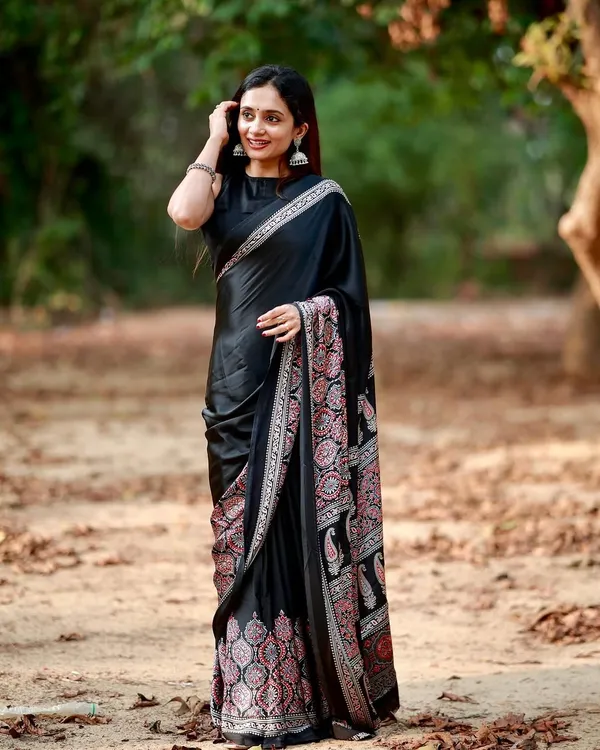 Black_Ajrakh_Printed_Modal_Silk_Plain_With_Ajrakh_Blouse_Saree