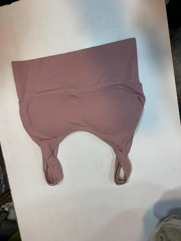 Dusty_Rose_Nylon_Spandex_Blend_Sports_Bra_For_Women