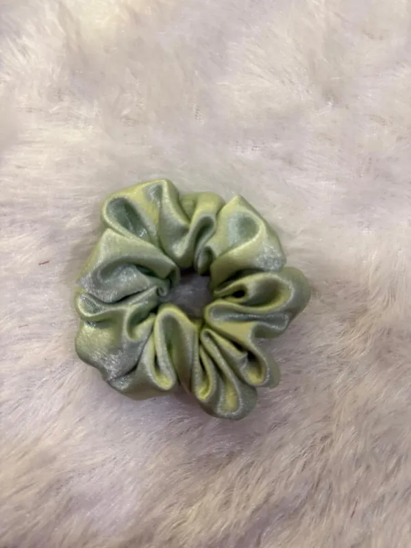 Green_Cotton_Linen_Copper_Elegant_Satin_Scrunchie_For_Women_(Pack_Of_2)