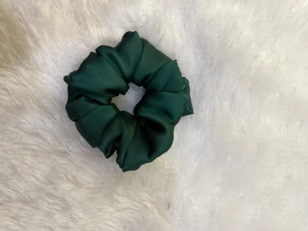 Green_and_Grey_Cotton_Linen_Emerald_Satin_and_Midnight__Scrunchie_For_Women_(Pack_Of_3)