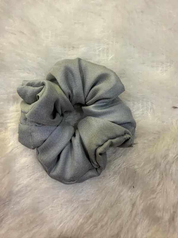 Green_and_Grey_Cotton_Linen_Emerald_Satin_and_Midnight__Scrunchie_For_Women_(Pack_Of_3)