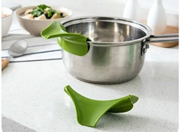 Silicone_Silicon_Spout_For_Pan_Bowl_For_Kitchen
