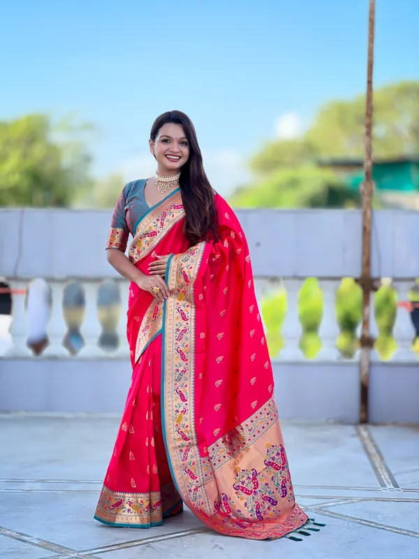Rani_Pink_Soft_Pethani_Silk_Saree_With_Zari_Weaving_Motifs_Design_And_Meenakari_Weaving_Rich_Pallu_With_Meenakari_Weaving_Border_And_Tassels_Attached_At_Pallu_End_Blouse_For_Women