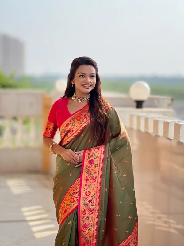 Mehndi_Soft_Pethani_Silk_Saree_With_Zari_Weaving_Motifs_Design_And_Meenakari_Weaving_Rich_Pallu_With_Meenakari_Weaving_Border_And_Tassels_Attached_At_Pallu_End_Blouse_For_Women
