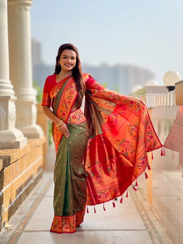 Mehndi_Soft_Pethani_Silk_Saree_With_Zari_Weaving_Motifs_Design_And_Meenakari_Weaving_Rich_Pallu_With_Meenakari_Weaving_Border_And_Tassels_Attached_At_Pallu_End_Blouse_For_Women