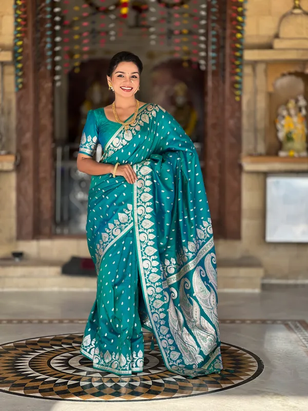Rama_Soft_Banarasi_Silk_Saree_With_Zari_Weaving_Design_All_Over_The_Saree_And_Zari_Weaving_Rich_Pallu_With_Meenakari_Weaving_Border_And_Tassels_Attached_At_Pallu_End_Blouse_For_Women