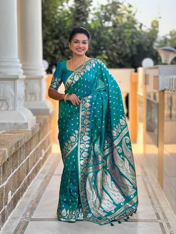 Rama_Soft_Banarasi_Silk_Saree_With_Zari_Weaving_Design_All_Over_The_Saree_And_Zari_Weaving_Rich_Pallu_With_Meenakari_Weaving_Border_And_Tassels_Attached_At_Pallu_End_Blouse_For_Women