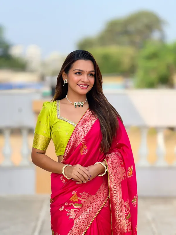 Pink_Soft_Dolla_Silk_Saree_With_Zari_Weaving_Meenakari_Touchup_Design_All_Over_The_Saree_And_Meenakari_Weaving_Rich_Pallu_With_Piping_Border_And_Tassels_Attached_At_Pallu_End_Blouse_For_Women
