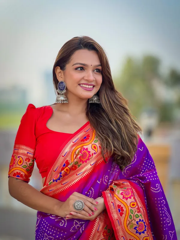 Purple_Soft_Pethani_Silk_Saree_With_Zari_Weaving_Meenakari_B_And_Hej_Weaving_Design_And_Meenakari_Weaving_Rich_Pallu_With_Meenakari_Weaving_Border_And_Tassels_Attached_At_Pallu_End_Blouse_For_Women