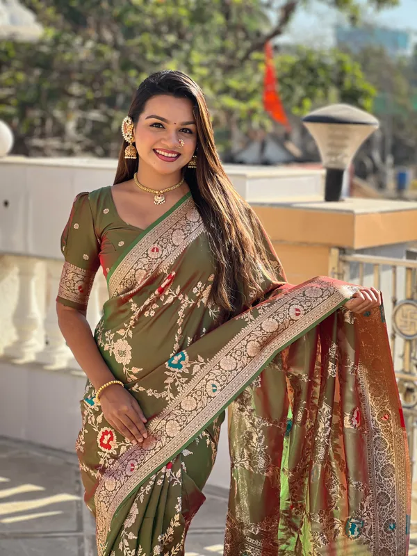 Mehndi_Soft_Banarasi_Silk_Saree_With_Zari_Weaving_Meenakari_Touchup_Design_All_Over_The_Saree_And_Meenakari_Weaving_Rich_Pallu_For_Women