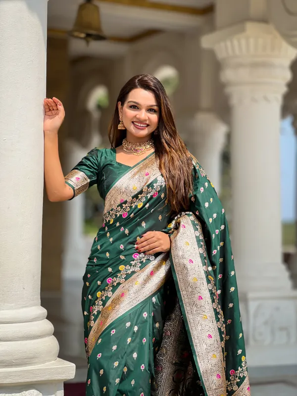 Green_Soft_Banarasi_Silk_Saree_With_Zari_Weaving_Meenakari_Touchup_Design_All_Over_The_Saree_And_Meenakari_Weaving_Rich_Pallu_For_Women