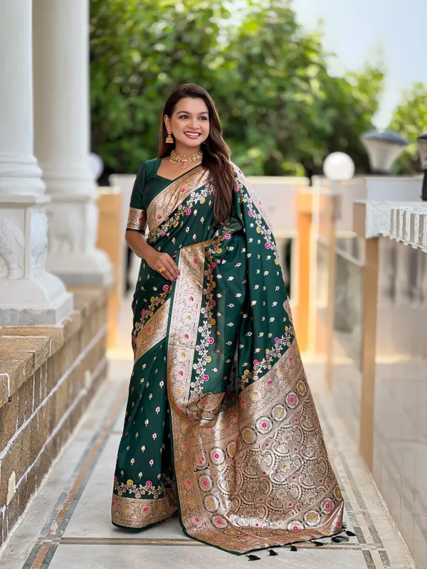Green_Soft_Banarasi_Silk_Saree_With_Zari_Weaving_Meenakari_Touchup_Design_All_Over_The_Saree_And_Meenakari_Weaving_Rich_Pallu_For_Women