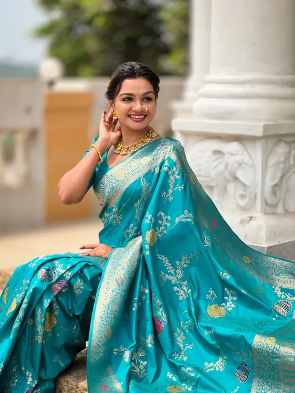 Rama_Soft_Banarasi_Silk_Saree_With_Zari_Weaving_Meenakari_Touchup_Design_All_Over_The_Saree_And_Meenakari_Weaving_Rich_Pallu_For_Women