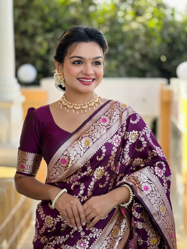 Wine_Soft_Banarasi_Silk_Saree_With_Zari_Weaving_Meenakari_Touchup_Design_All_Over_The_Saree_And_Meenakari_Weaving_Rich_Pallu_For_Women