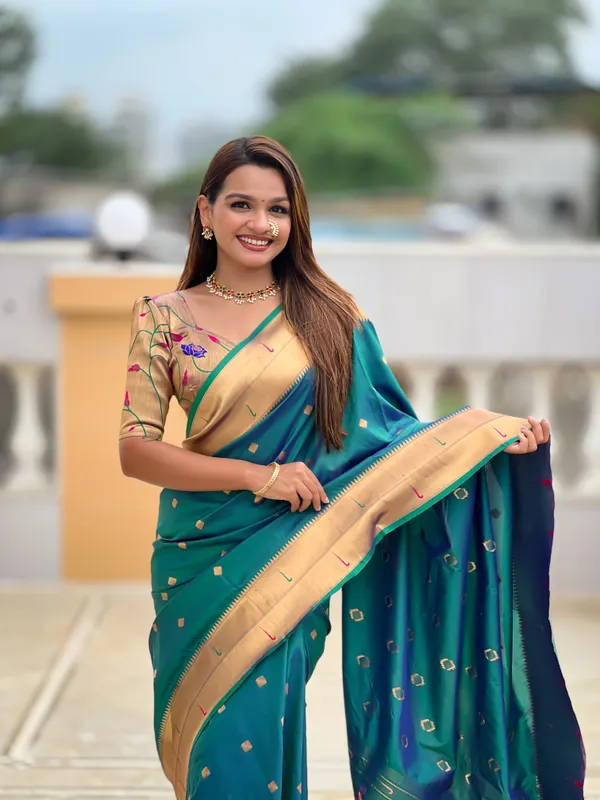 Rama_Soft_Pethani_Silk_Saree_With_Zari_Weaving_Motifs_Design_And_Meenakari_Weaving_Rich_Pallu_With_Meenakari_Weaving_Double_Munia_Border_And_Tassels_Attached_At_Pallu_End_Blouse_For_Women
