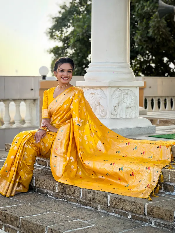 Yellow_Soft_Banarasi_Silk_Saree_With_Zari_Weaving_Meenakari_Touchup_Design_All_Over_The_Saree_And_Meenakari_Weaving_Rich_Pallu_For_Women