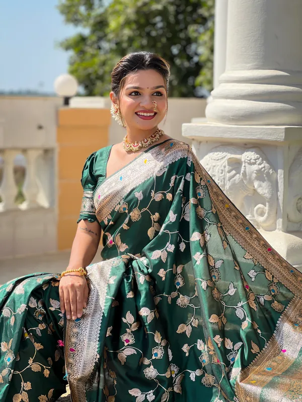 Green_Soft_Banarasi_Silk_Saree_With_Zari_Weaving_Meenakari_Touchup_Design_All_Over_The_Saree_And_Meenakari_Weaving_Rich_Pallu_For_Women