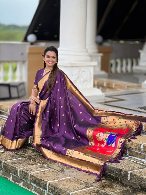 Wine_Soft_Pethani_Silk_Saree_With_Zari_Weaving_Motifs_Design_And_Meenakari_Weaving_Rich_Pallu_With_Meenakari_Weaving_Munia_Border_And_Tassels_Attached_At_Pallu_End_Blouse_For_Women