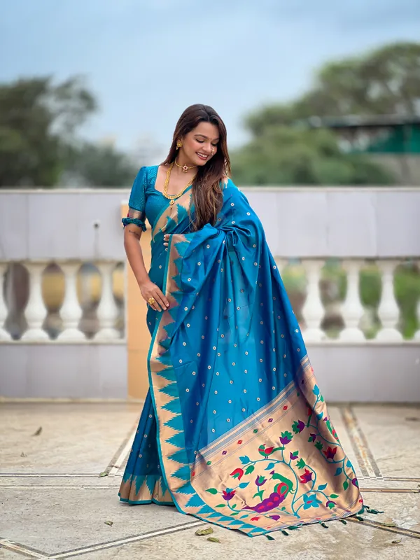 Firozi_Soft_Pethani_Silk_Saree_With_Zari_Weaving_Motifs_Design_And_Meenakari_Weaving_Rich_Pallu_With_Temple_Weaving_Border_And_Tassels_Attached_At_Pallu_End_Blouse_For_Women