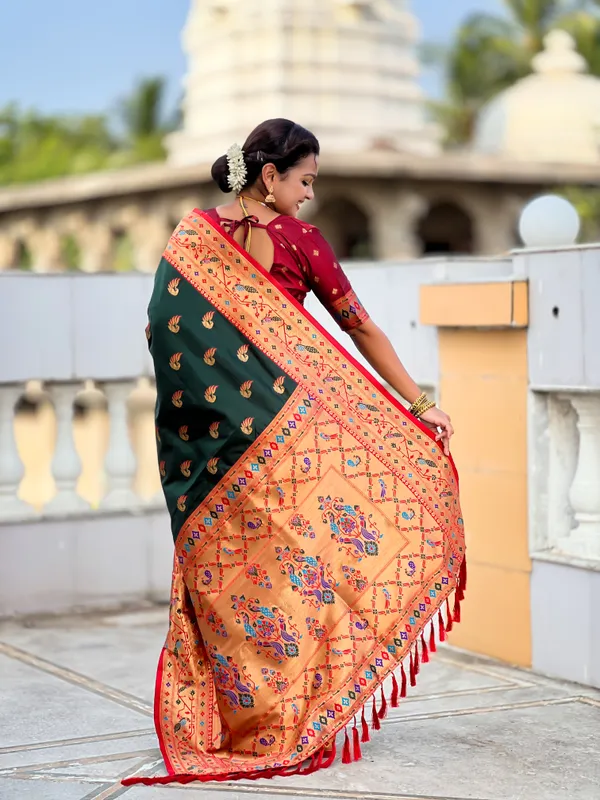 Green_Soft_Pethani_Silk_Saree_With_Zari_Weaving_Motifs_Design_And_Meenakari_Weaving_Rich_Pallu_With_Meenakari_Weaving_Border_And_Tassels_Attached_At_Pallu_End_Blouse_For_Women