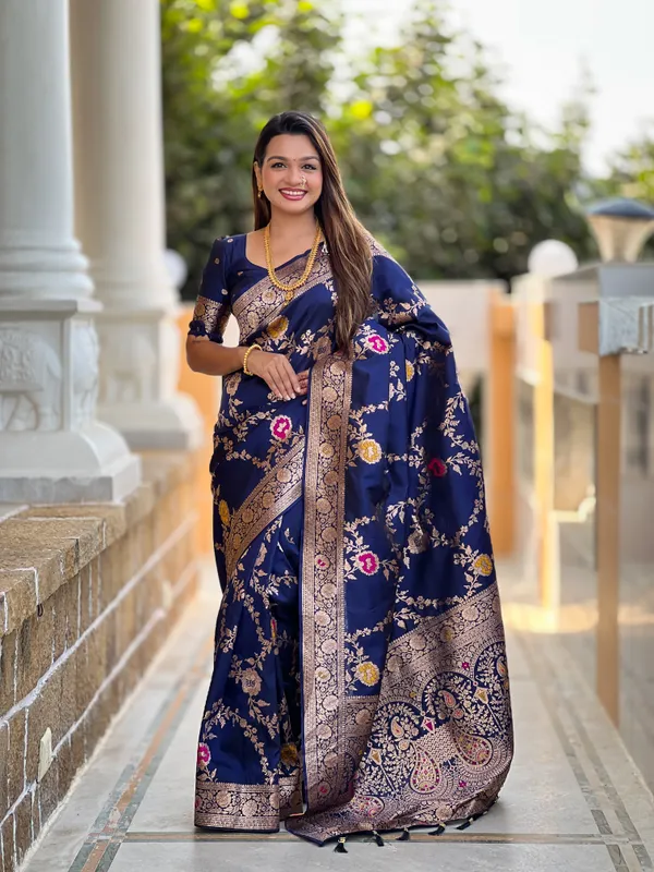 Navy_Blue_Soft_Banarasi_Silk_Saree_With_Zari_Weaving_Meenakari_Touchup_Design_All_Over_The_Saree_And_Meenakari_Weaving_Rich_Pallu_For_Women
