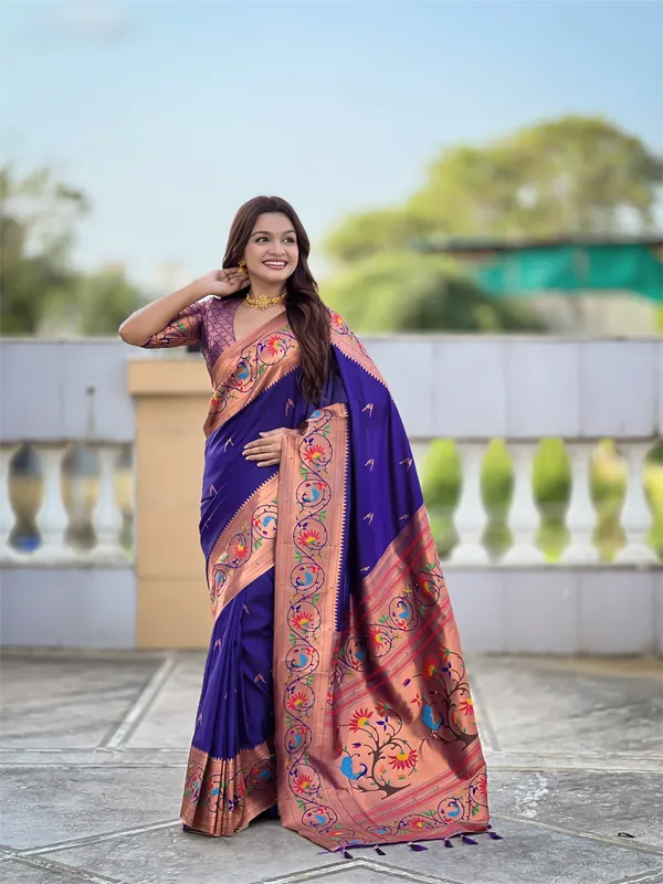 Violet_Soft_Pethani_Silk_Saree_With_Zari_Weaving_Meenakari_Motifs_Design_And_Meenakari_Weaving_Rich_Pallu_With_Meenakari_Weaving_Border_And_Tassels_Attached_At_Pallu_End_Blouse_For_Women