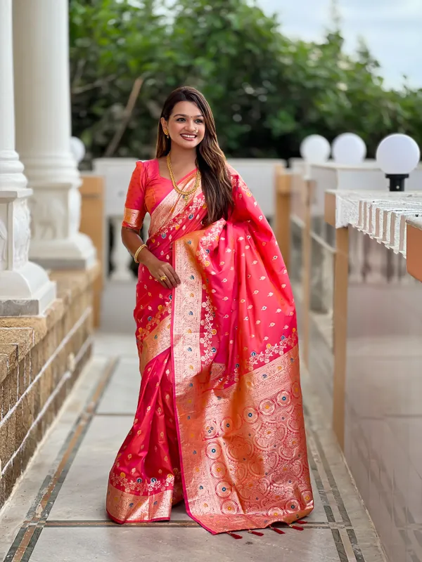 Gajri_Pink_Soft_Banarasi_Silk_Saree_With_Zari_Weaving_Meenakari_Touchup_Design_All_Over_The_Saree_And_Meenakari_Weaving_Rich_Pallu_For_Women