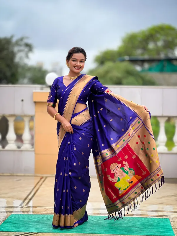Violet_Soft_Pethani_Silk_Saree_With_Zari_Weaving_Motifs_Design_And_Meenakari_Weaving_Rich_Pallu_With_Meenakari_Weaving_Munia_Border_And_Tassels_Attached_At_Pallu_End_Blouse_For_Women