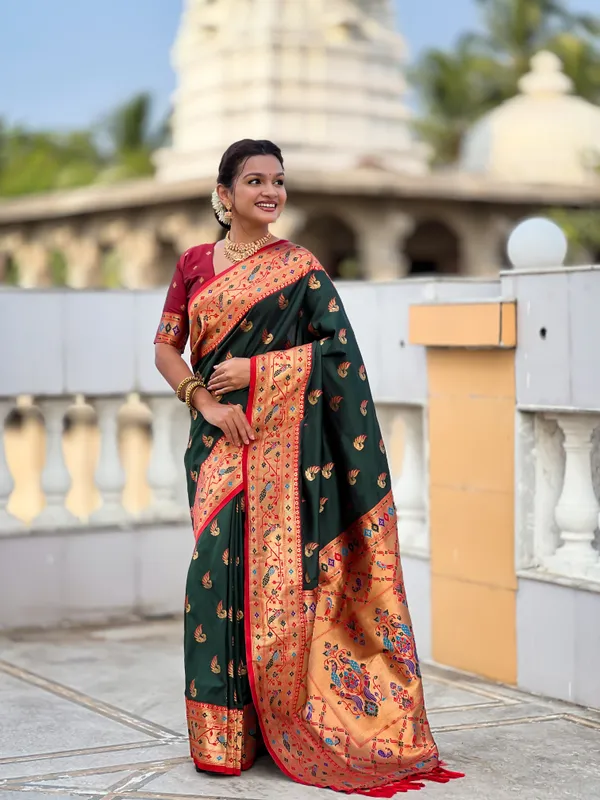 Green_Soft_Pethani_Silk_Saree_With_Zari_Weaving_Motifs_Design_And_Meenakari_Weaving_Rich_Pallu_With_Meenakari_Weaving_Border_And_Tassels_Attached_At_Pallu_End_Blouse_For_Women