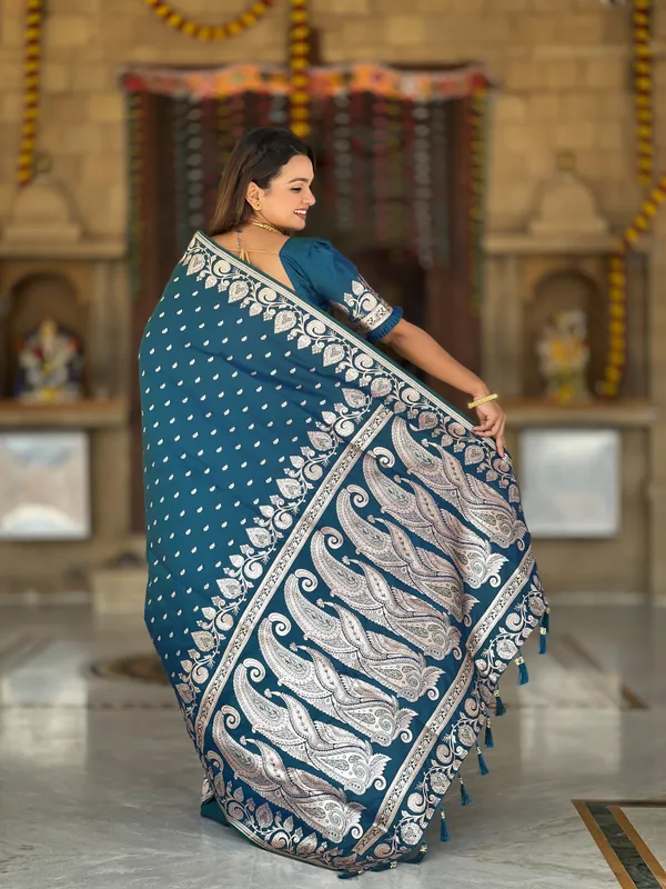 Morpis_Soft_Banarasi_Silk_Saree_With_Zari_Weaving_Design_All_Over_The_Saree_And_Zari_Weaving_Rich_Pallu_With_Meenakari_Weaving_Border_And_Tassels_Attached_At_Pallu_End_Blouse_For_Women