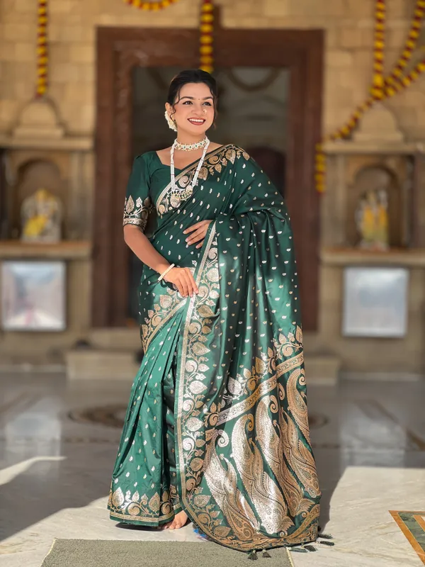 Green_Soft_Banarasi_Silk_Saree_With_Zari_Weaving_Design_All_Over_The_Saree_And_Zari_Weaving_Rich_Pallu_With_Meenakari_Weaving_Border_And_Tassels_Attached_At_Pallu_End_Blouse_For_Women
