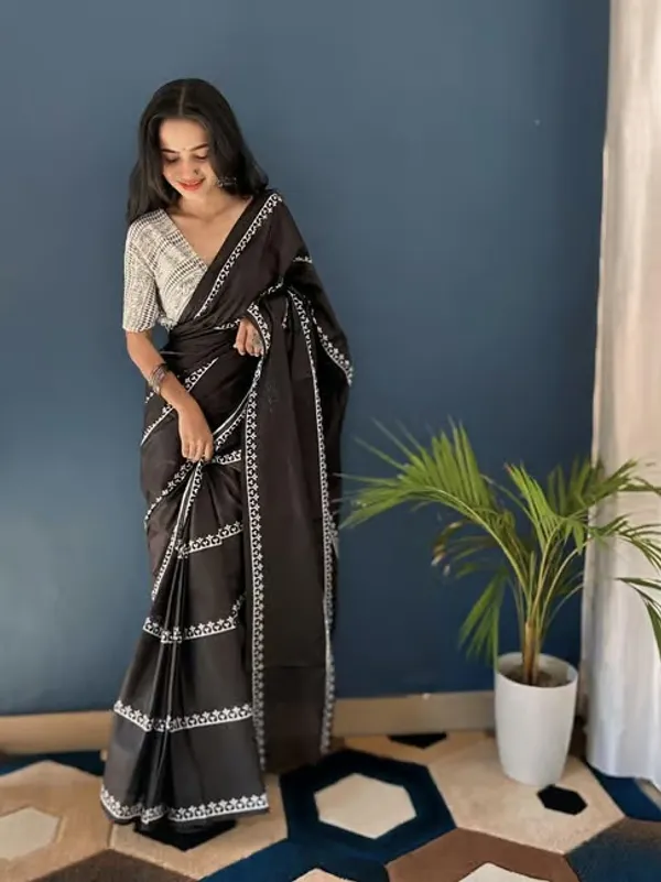 Traditional_Linen_Cotton_Saree_–_Perfect_for_Daily_&_Festive_Wear_–_Soft_&_Lightweight