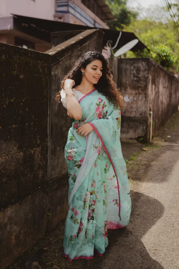 Traditional_Linen_Cotton_Saree_–_Perfect_for_Daily_&_Festive_Wear_–_Soft_&_Lightweight