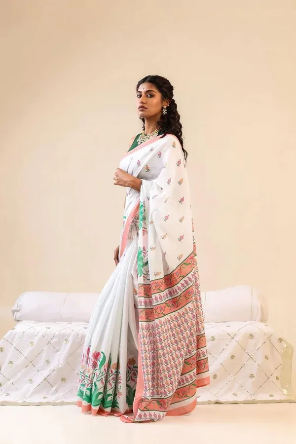 Traditional_Linen_Cotton_Saree_–_Perfect_for_Daily_&_Festive_Wear_–_Soft_&_Lightweight