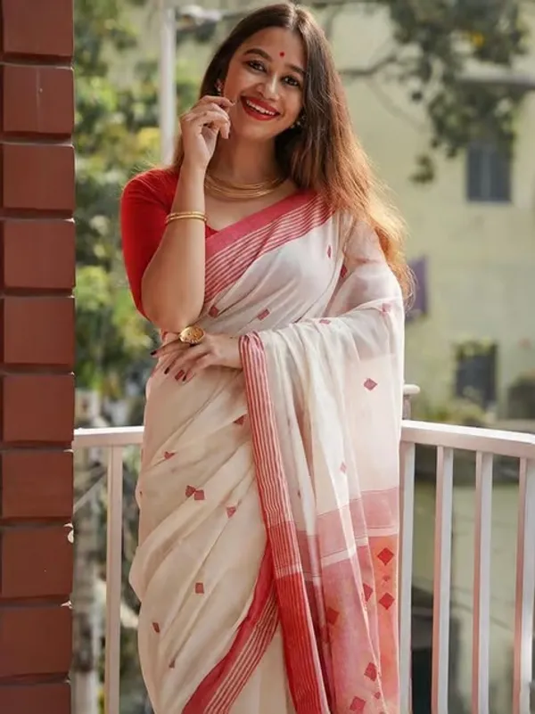 Traditional_Linen_Cotton_Saree_–_Perfect_for_Daily_&_Festive_Wear_–_Soft_&_Lightweight