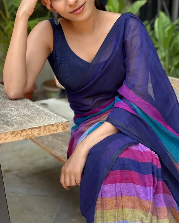 Traditional_Linen_Cotton_Saree_–_Perfect_for_Daily_&_Festive_Wear_–_Soft_&_Lightweight