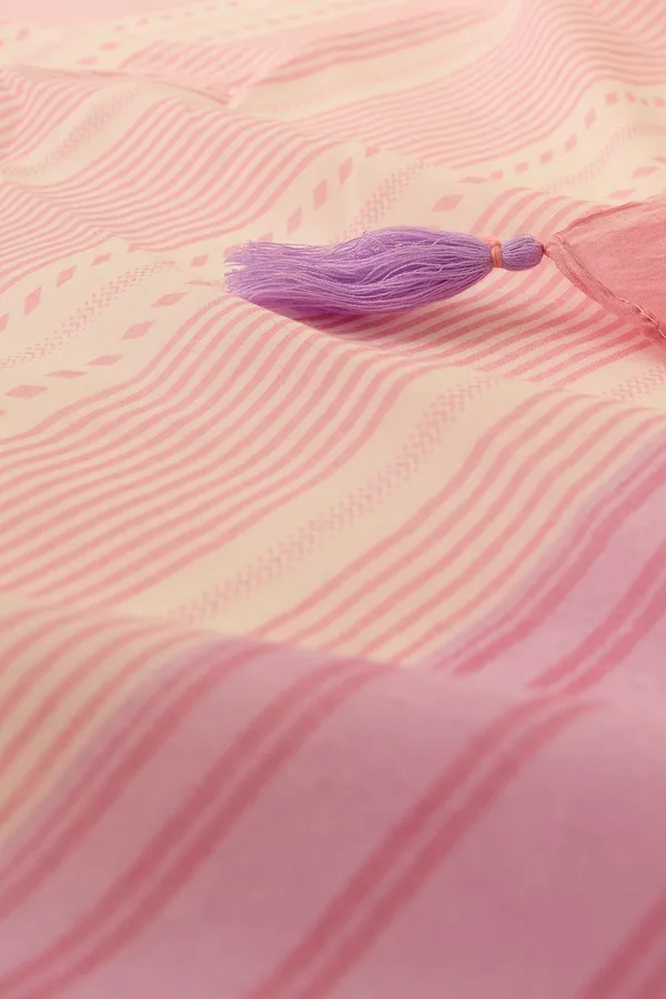 Traditional_Linen_Cotton_Saree_–_Perfect_for_Daily_&_Festive_Wear_–_Soft_&_Lightweight