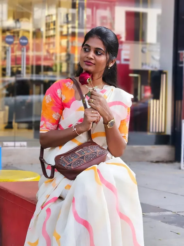 Traditional_Linen_Cotton_Saree_–_Perfect_for_Daily_&_Festive_Wear_–_Soft_&_Lightweight