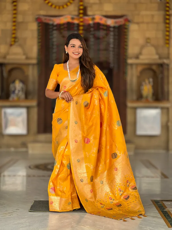 Yellow_Soft_Banarasi_Silk_Saree_With_Zari_Weaving_Meenakari_Touchup_Design_All_Over_The_Saree_And_Meenakari_Weaving_Rich_Pallu_For_Women