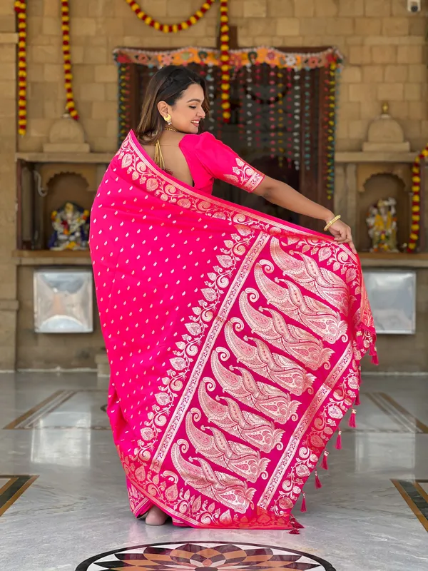 Rani_Pink_Soft_Banarasi_Silk_Saree_With_Zari_Weaving_Design_All_Over_The_Saree_And_Zari_Weaving_Rich_Pallu_With_Meenakari_Weaving_Border_And_Tassels_Attached_At_Pallu_End_Blouse_For_Women