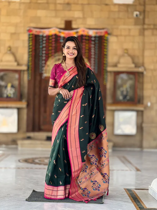 Green_Soft_Pethani_Silk_Saree_With_Zari_Weaving_Motifs_Design_And_Meenakari_Weaving_Rich_Pallu_With_Meenakari_Weaving_Border_And_Tassels_Attached_At_Pallu_End_Blouse_For_Women