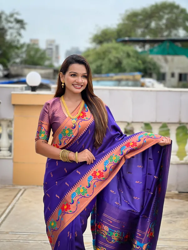 Violet_Soft_Paithani_Silk_Saree_With_Zari_Weaving_Meenakari_Motifs_Design_And_Meenakari_Weaving_Rich_Pallu_With_Meenakari_Weaving_Border_And_Tassels_Attached_At_Pallu_And_Blouse_For_Women