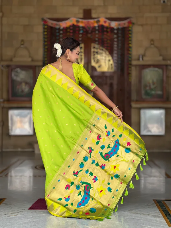 Parrot_Green_Soft_Pethani_Silk_Saree_With_Zari_Weaving_Motifs_Design_And_Meenakari_Weaving_Rich_Pallu_With_Temple_Weaving_Border_And_Tassels_Attached_At_Pallu_End_Blouse_For_Women