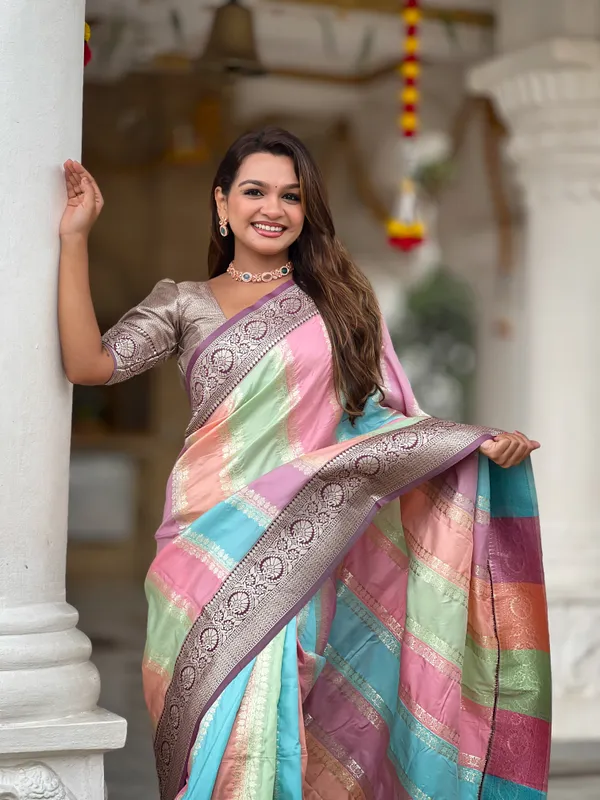 Wine_Soft_Silk_Saree_With_Zari_Weaving_Meenakari_Design_All_Over_The_Saree_And_Zari_Weaving_Contrast_Rich_Pallu_With_Cotrast_Weaving_Border_And_Tassels_Attached_At_Pallu_End_Blouse_For_Women
