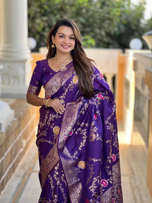 Wine_Soft_Banarasi_Silk_Saree_With_Zari_Weaving_Meenakari_Touchup_Design_All_Over_The_Saree_And_Meenakari_Weaving_Rich_Pallu_For_Women
